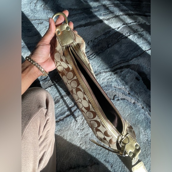 Coach Beige Signature Hobo - Picture 1 of 10